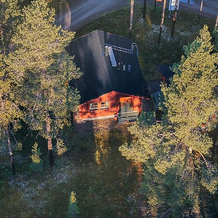 Moekki Jerisjaerven Rannalla Muonio Buitenkant foto